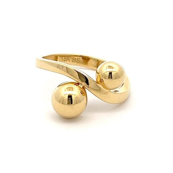 18k Lady's Gold Ring