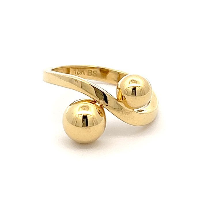 18k Lady's Gold Ring